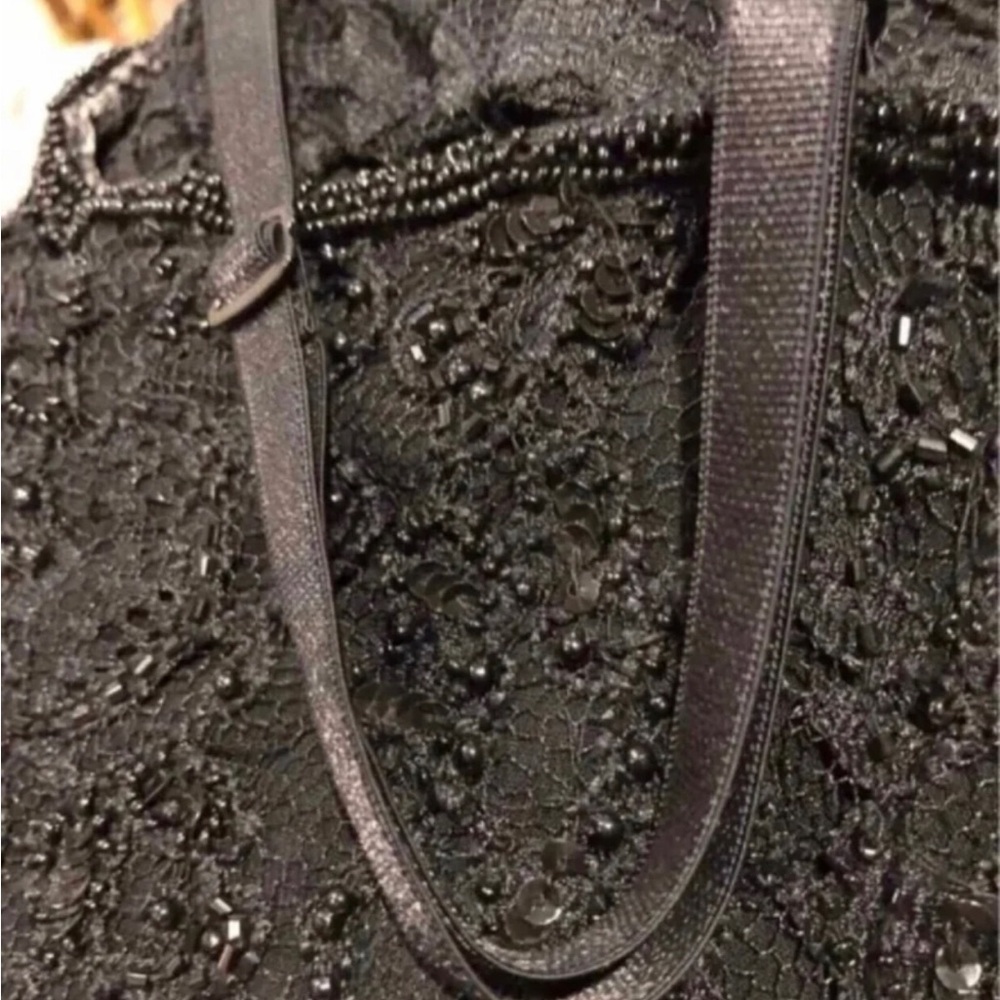 Black Beaded Corset top 6P
Black Lace, Scalloped bottom by INC. - Picture 4 of 10